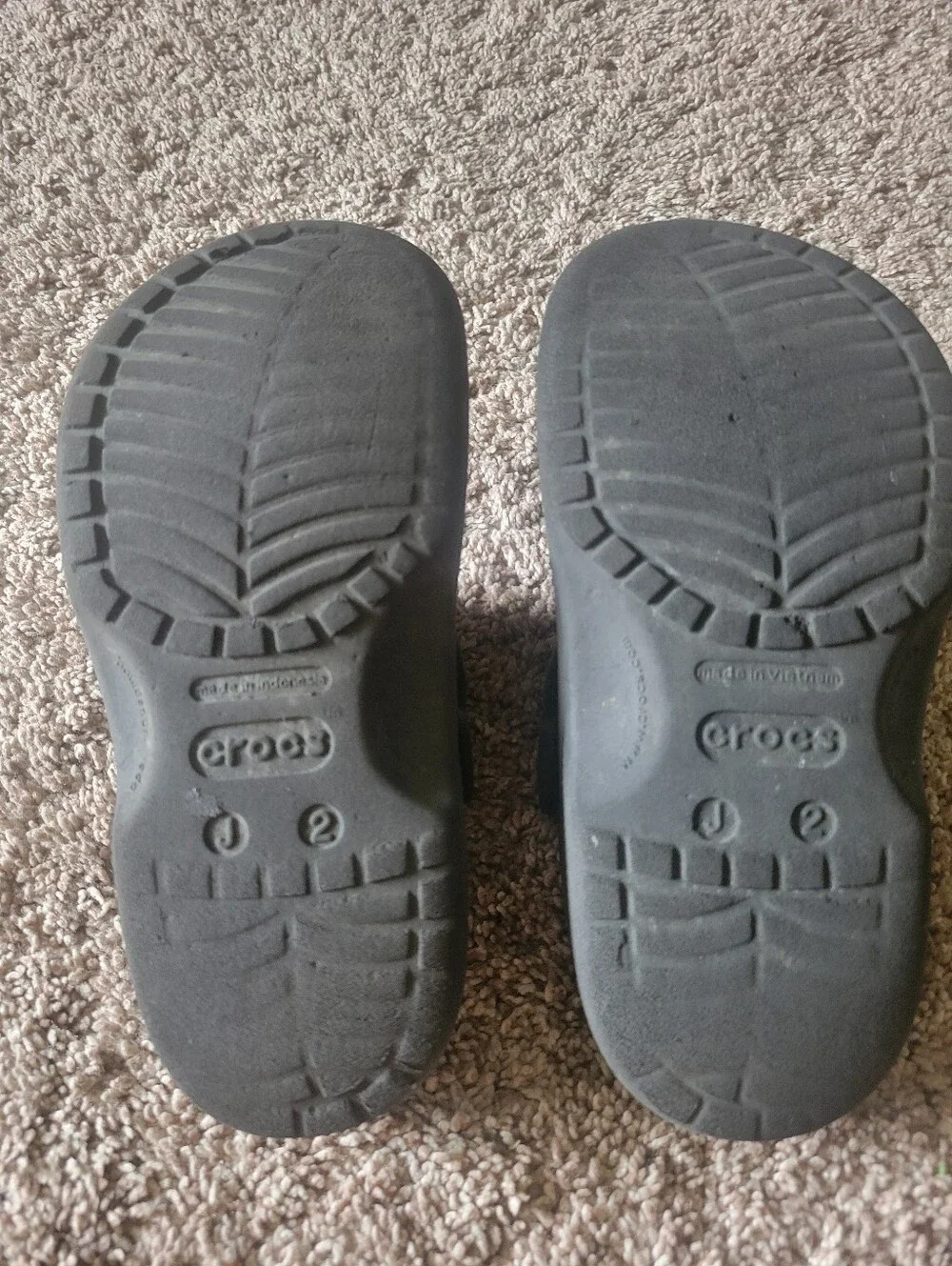 Crocs Clog Youth Size J2 Used